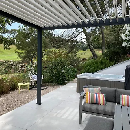 Petit Paradis Sur Golf Holiday home